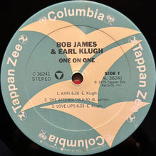 Laden Sie das Bild in den Galerie-Viewer, Bob James &amp; Earl Klugh : One On One (LP, Album, RP, Gat)
