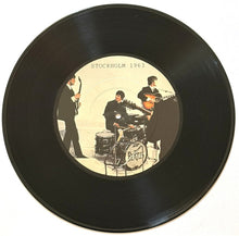 Laden Sie das Bild in den Galerie-Viewer, The Beatles : Stockholm &amp; Blackpool (LP, Unofficial)
