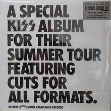 Laden Sie das Bild in den Galerie-Viewer, Kiss : Special Kiss Tour Album (12", EP, RSD, RE, Bla)
