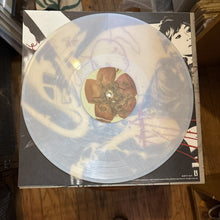 Laden Sie das Bild in den Galerie-Viewer, beabadoobee : Pylon (LP, Album, Oys)
