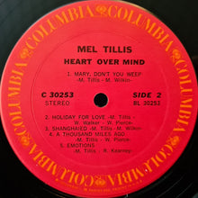 Laden Sie das Bild in den Galerie-Viewer, Mel Tillis : Heart Over Mind (LP, Comp)
