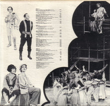 Laden Sie das Bild in den Galerie-Viewer, Various : Two Gentlemen Of Verona: A Grand New Musical (Original Broadway Cast Recording) (2xLP, Gat)
