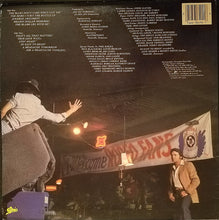 Laden Sie das Bild in den Galerie-Viewer, Mickey Gilley : That's All That Matters To Me (LP, Album, Ter)
