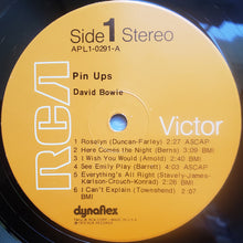 Laden Sie das Bild in den Galerie-Viewer, David Bowie : Pinups (LP, Album, Hol)
