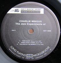 Laden Sie das Bild in den Galerie-Viewer, Charlie Mingus* : The Jazz Experiments Of Charlie Mingus (LP, Comp)
