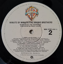 Laden Sie das Bild in den Galerie-Viewer, The Doobie Brothers : Minute By Minute (LP, Album, Win)
