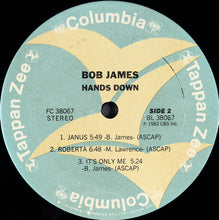 Laden Sie das Bild in den Galerie-Viewer, Bob James : Hands Down (LP, Album, Gat)
