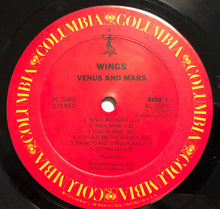 Laden Sie das Bild in den Galerie-Viewer, Wings (2) : Venus And Mars (LP, Album, RE, Pit)
