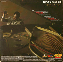 Laden Sie das Bild in den Galerie-Viewer, Bunny Sigler : I've Always Wanted To Sing...Not Just Write Songs (LP, Album)
