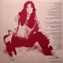 Laden Sie das Bild in den Galerie-Viewer, Carly Simon : No Secrets (LP, Album, RE, Pit)
