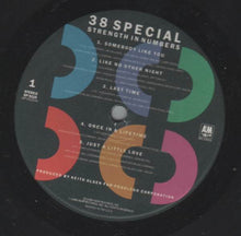 Laden Sie das Bild in den Galerie-Viewer, 38 Special (2) : Strength In Numbers (LP, Album, RCA)
