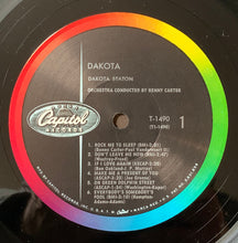 Laden Sie das Bild in den Galerie-Viewer, Dakota Staton : Dakota (LP, Album, Mono)
