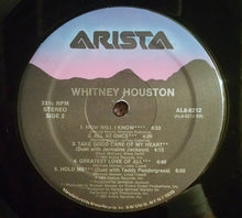 Laden Sie das Bild in den Galerie-Viewer, Whitney Houston : Whitney Houston (LP, Album)

