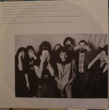 Laden Sie das Bild in den Galerie-Viewer, Albert Lee : Hiding (LP, Album, Promo, Mon)
