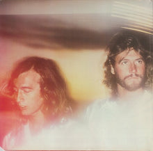 Laden Sie das Bild in den Galerie-Viewer, Bee Gees : Spirits Having Flown (LP, Album, PRC)
