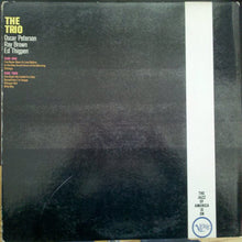 Laden Sie das Bild in den Galerie-Viewer, The Oscar Peterson Trio : The Trio : Live From Chicago (LP, Album)
