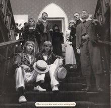 Laden Sie das Bild in den Galerie-Viewer, Belle &amp; Sebastian : Fold Your Hands Child, You Walk Like A Peasant (CD, Album)
