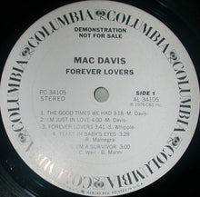 Laden Sie das Bild in den Galerie-Viewer, Mac Davis : Forever Lovers (LP, Promo)
