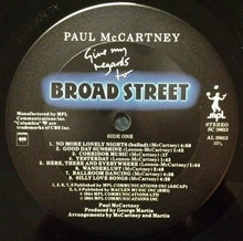 Laden Sie das Bild in den Galerie-Viewer, Paul McCartney : Give My Regards To Broad Street (LP, Album, Pit)
