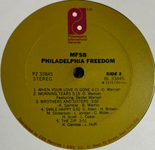 Laden Sie das Bild in den Galerie-Viewer, MFSB : Philadelphia Freedom (LP, Album, Gat)
