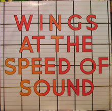 Laden Sie das Bild in den Galerie-Viewer, Wings (2) : Wings At The Speed Of Sound (LP, Album, Win)
