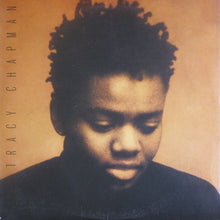 Laden Sie das Bild in den Galerie-Viewer, Tracy Chapman : Tracy Chapman (LP, Album, SP )
