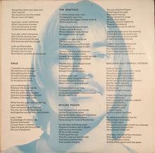 Laden Sie das Bild in den Galerie-Viewer, Elton John : Empty Sky (LP, Album)
