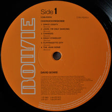 Laden Sie das Bild in den Galerie-Viewer, David Bowie : ChangesOneBowie (LP, Comp, RE, 180)
