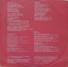 Laden Sie das Bild in den Galerie-Viewer, Poco (3) : Legend (LP, Album, Glo)
