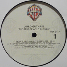 Laden Sie das Bild in den Galerie-Viewer, Arlo Guthrie : The Best Of Arlo Guthrie (LP, Comp, RE, Spe)
