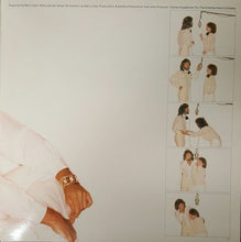Laden Sie das Bild in den Galerie-Viewer, Barbra Streisand : Guilty (LP, Album, Ter)
