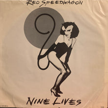 Laden Sie das Bild in den Galerie-Viewer, REO Speedwagon : Nine Lives (LP, Album, Ter)

