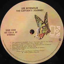 Laden Sie das Bild in den Galerie-Viewer, Lee Ritenour : The Captain's Journey (LP, Album, Spe)
