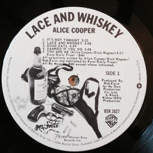 Laden Sie das Bild in den Galerie-Viewer, Alice Cooper (2) : Lace And Whiskey (LP, Album)

