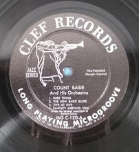 Laden Sie das Bild in den Galerie-Viewer, Count Basie And His Orchestra* : Count Basie And His Orchestra (10", Album, RE)
