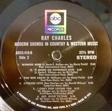 Laden Sie das Bild in den Galerie-Viewer, Ray Charles : Modern Sounds In Country And Western Music (LP, Album, RE)
