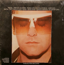 Laden Sie das Bild in den Galerie-Viewer, Elton John : Victim Of Love (LP, Album, Pin)

