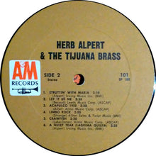 Laden Sie das Bild in den Galerie-Viewer, Herb Alpert &amp; The Tijuana Brass : The Lonely Bull (LP, Album, RP)
