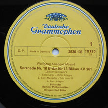 Charger l&#39;image dans la galerie, Mozart*, Bläser Der Berliner Philharmoniker*, Karl Böhm : Serenade Für 13 Bläser KV 361 (LP)
