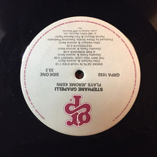 Load image into Gallery viewer, Stéphane Grappelli : Stéphane Grappelli Plays Jerome Kern (LP, Album)
