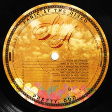 Laden Sie das Bild in den Galerie-Viewer, Panic! At The Disco : Pretty. Odd. (LP, Album, RP)
