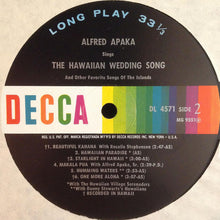 Load image into Gallery viewer, Alfred Apaka : The Hawaiian Wedding Song (LP, Album)
