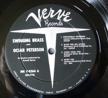 Charger l&#39;image dans la galerie, The Oscar Peterson Trio : Swinging Brass (LP, Album)
