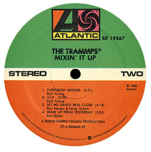 Laden Sie das Bild in den Galerie-Viewer, The Trammps : Mixin&#39; It Up (LP, Album, SP )
