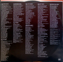Laden Sie das Bild in den Galerie-Viewer, Bob Seger &amp; The Silver Bullet Band* : Stranger In Town (LP, Album, Jac)
