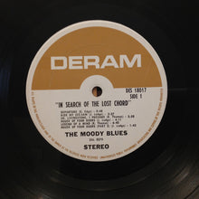 Laden Sie das Bild in den Galerie-Viewer, The Moody Blues : In Search Of The Lost Chord (LP, Album, Gat)
