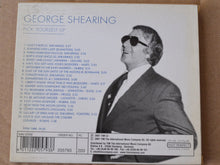 Laden Sie das Bild in den Galerie-Viewer, George Shearing : Pick Yourself Up (CD, Album, Mono)
