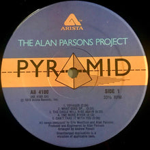 Laden Sie das Bild in den Galerie-Viewer, The Alan Parsons Project : Pyramid (LP, Album, Hub)
