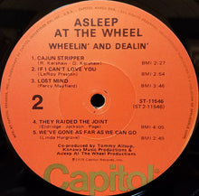 Laden Sie das Bild in den Galerie-Viewer, Asleep At The Wheel : Wheelin&#39; And Dealin&#39; (LP, Album, Los)
