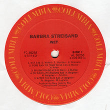 Laden Sie das Bild in den Galerie-Viewer, Barbra Streisand : Wet (LP, Album, Ter)
